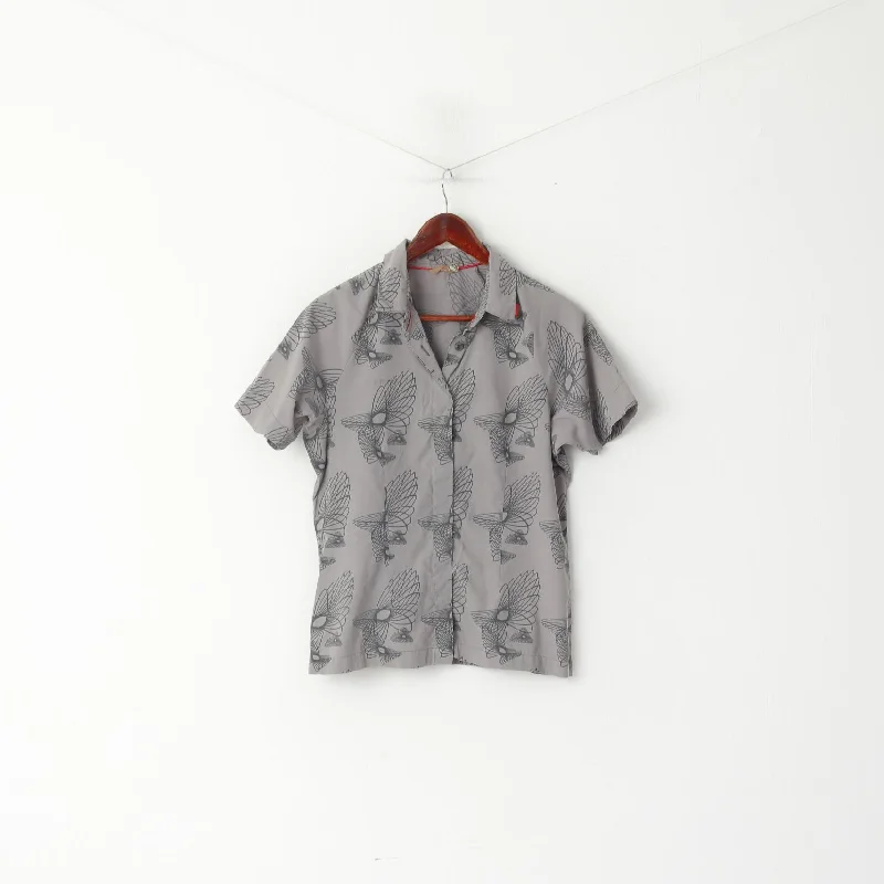 Mammut Women L Casual Shirt Gray Nylon Printed Outdoor Vintage Tourist Walk Top Classic Button-Up Short Tee Mammut Women L Casual Shirt Gray Nylon Printed Outdoor Vintage Tourist Walk Top Classic Button-Up Short Tee