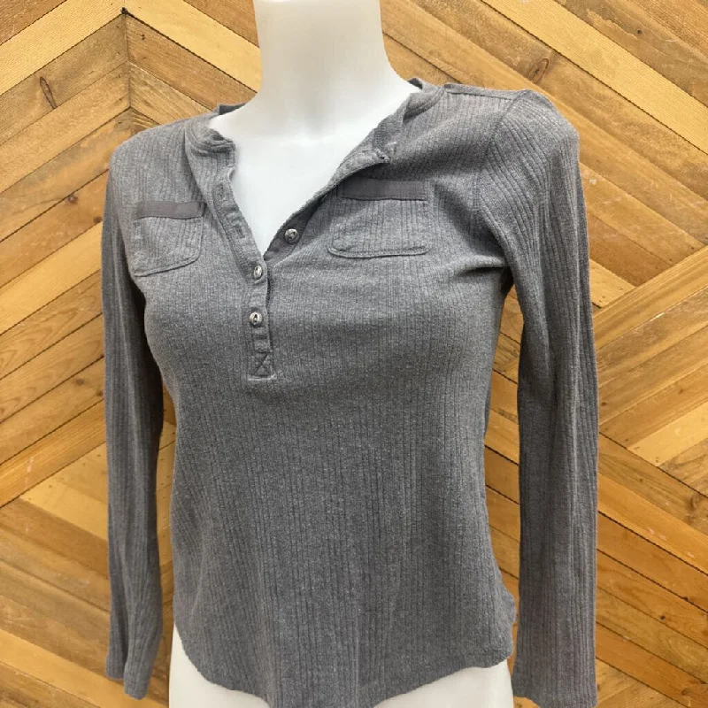 Chaps - Women's L/S Henley Shirt: Grey-women-XS Petite Chic Button-Up Short Shirt