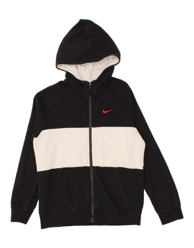 NIKE Boys Graphic Zip Hoodie Sweater 13-14 Years XL Black Colourblock Hoodie with Cropped Fit Short Trendy NIKE Boys Graphic Zip Hoodie Sweater 13-14 Years XL Black Colourblock Hoodie with Cropped Fit Short Trendy