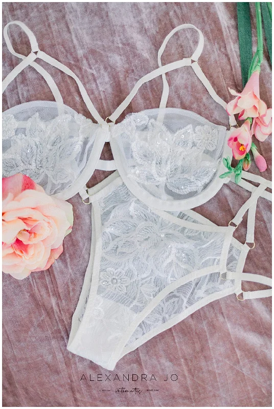 Bridget Bra Set + Complimentary Robe Stretchy Full Coverage