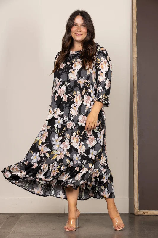 BLACK FLORAL RUFFLED PLUS SIZE MAXI DRESS VL5783 Trendy V-Neck Maxi Dress