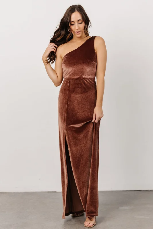 Tatiana Velvet One Shoulder Maxi Dress | Desert Rose Comfortable Casual Maxi Dress