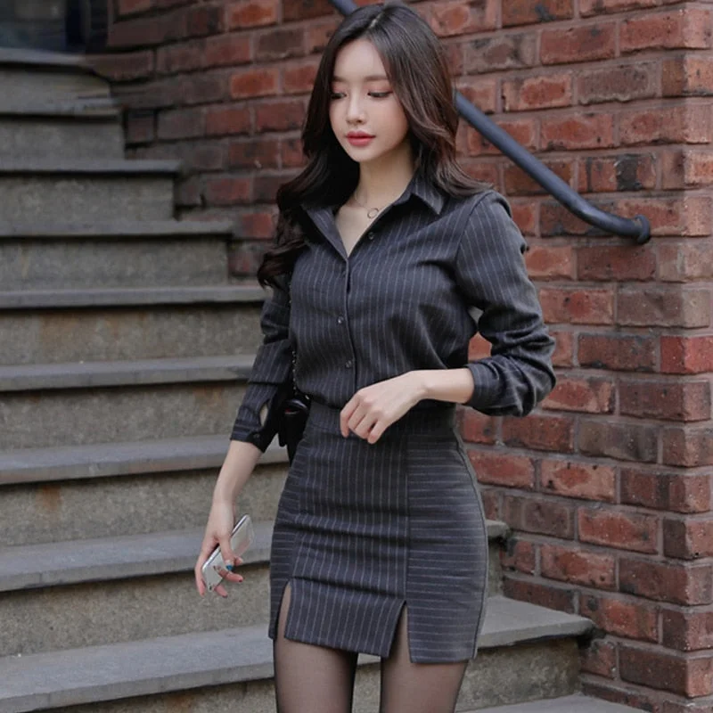 Queen Skirt Suits Womens Elegant Stripe 2 Pieces Sets Long-Sleeved Shirt Crop Top + Sheath Bodycon Pencil Skirt silk skirt lustrous Queen Skirt Suits Womens Elegant Stripe 2 Pieces Sets Long-Sleeved Shirt Crop Top + Sheath Bodycon Pencil Skirt silk skirt lustrous