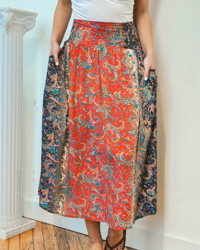 Pivoting Maxi skirt - Upcycled corduroy skirt cozy